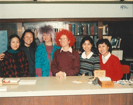 1986 Yoon-whan, Shawpei, a student worker, Leslie, a student worker, Yeen-mei at the circulation desk