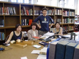 2004 Students & Paula, working on the Chiu Project