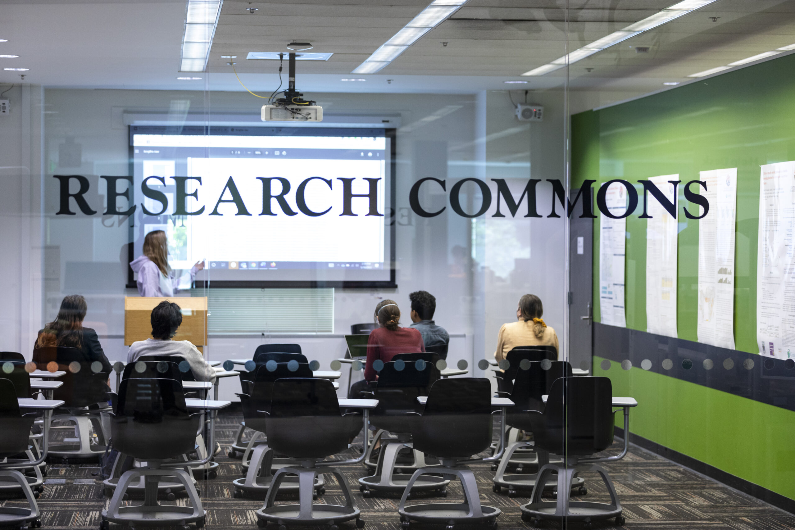 20220518 Research Commons 19986