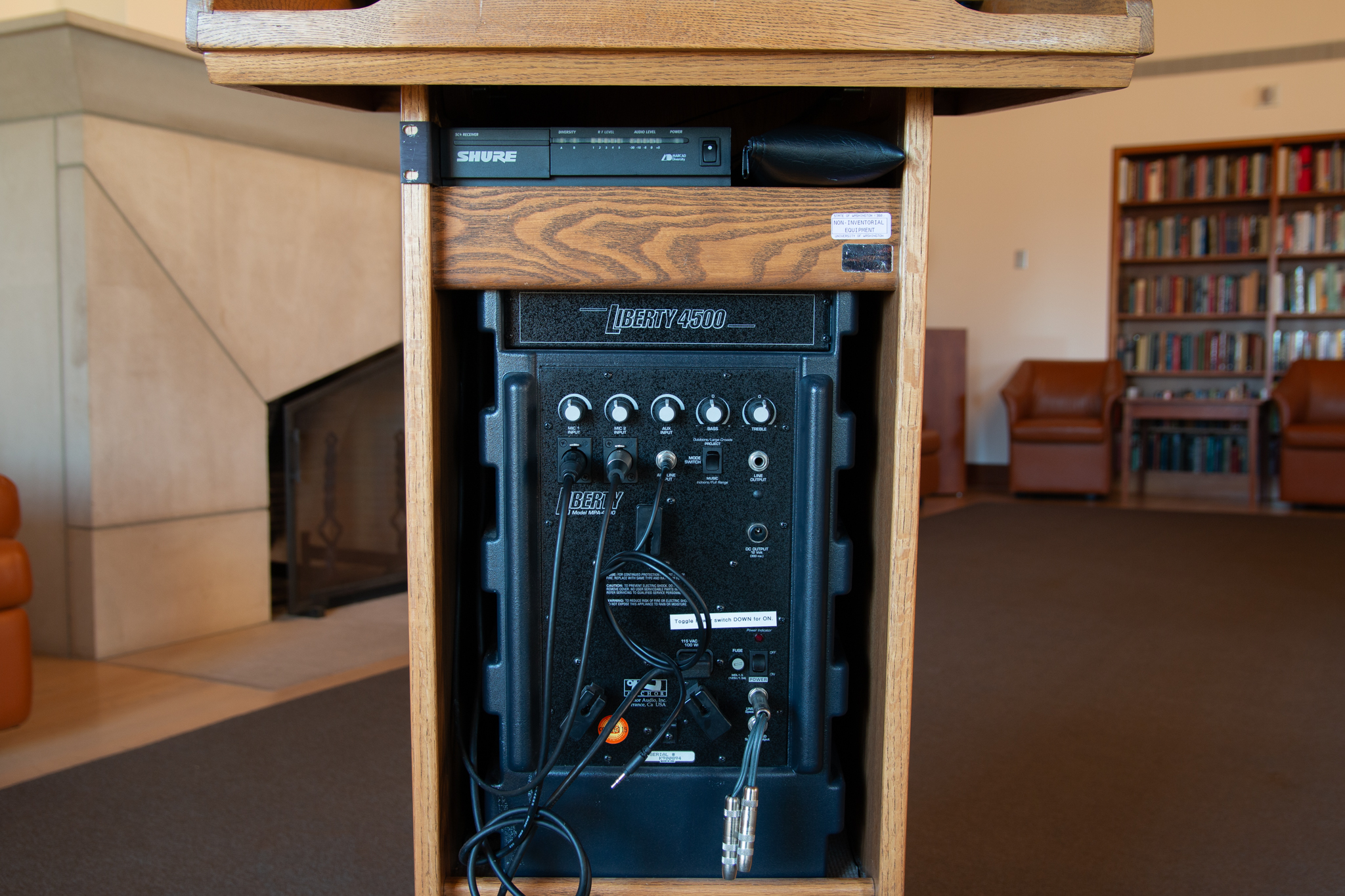 Photo Petersen Rooms Petersen Podium Technology
