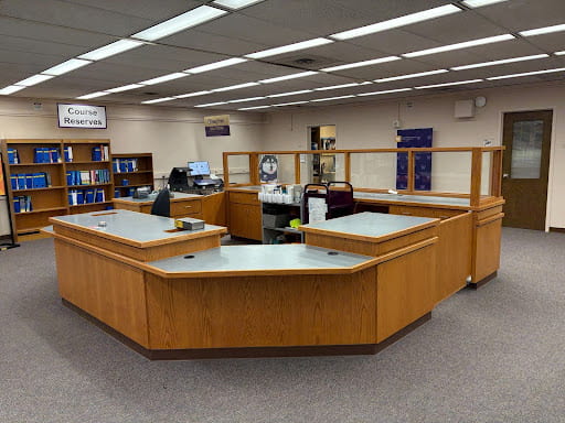 the previous information desk in the HSL