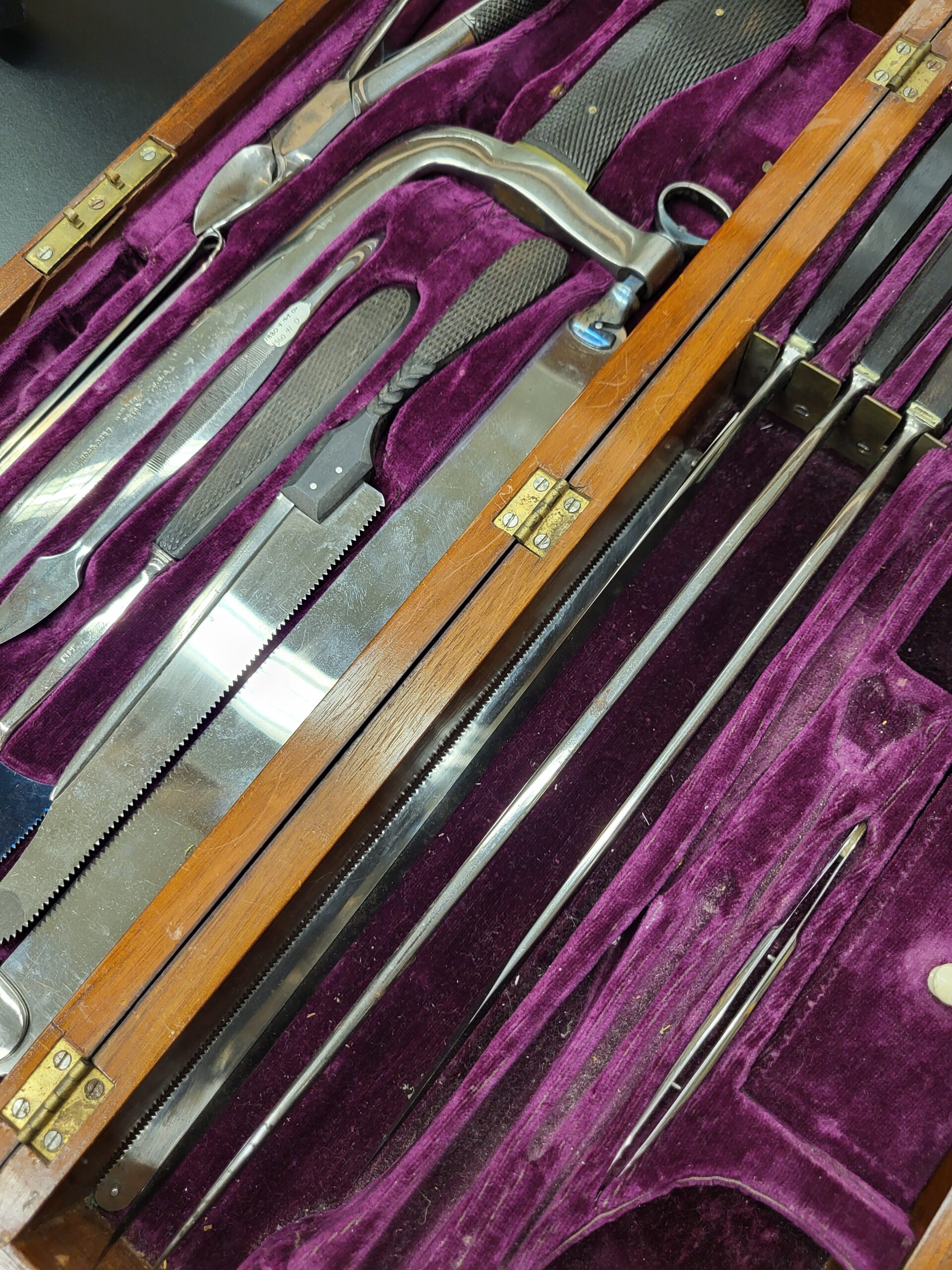 surgical kit set in velvet case
